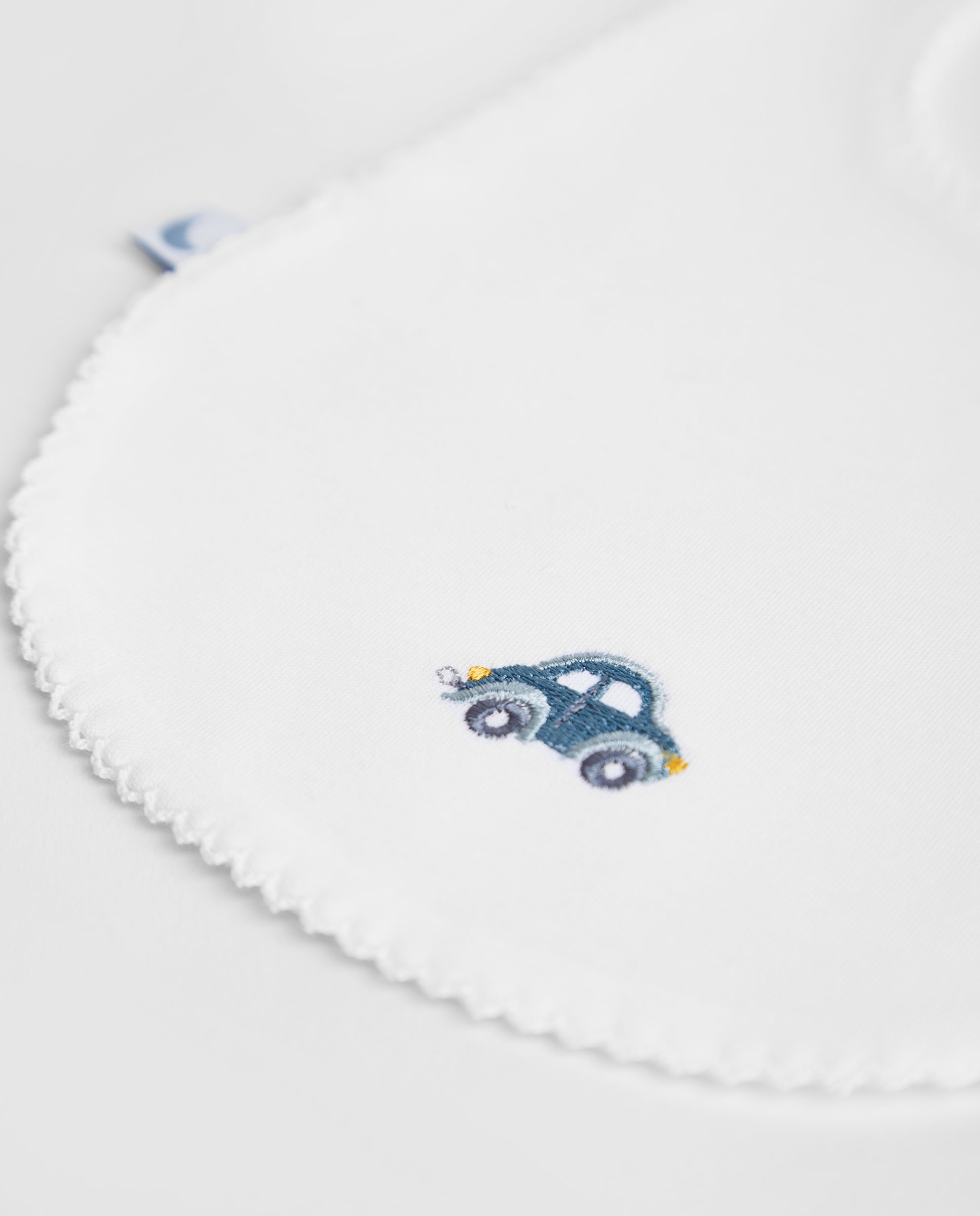 Babero Bordado Coches