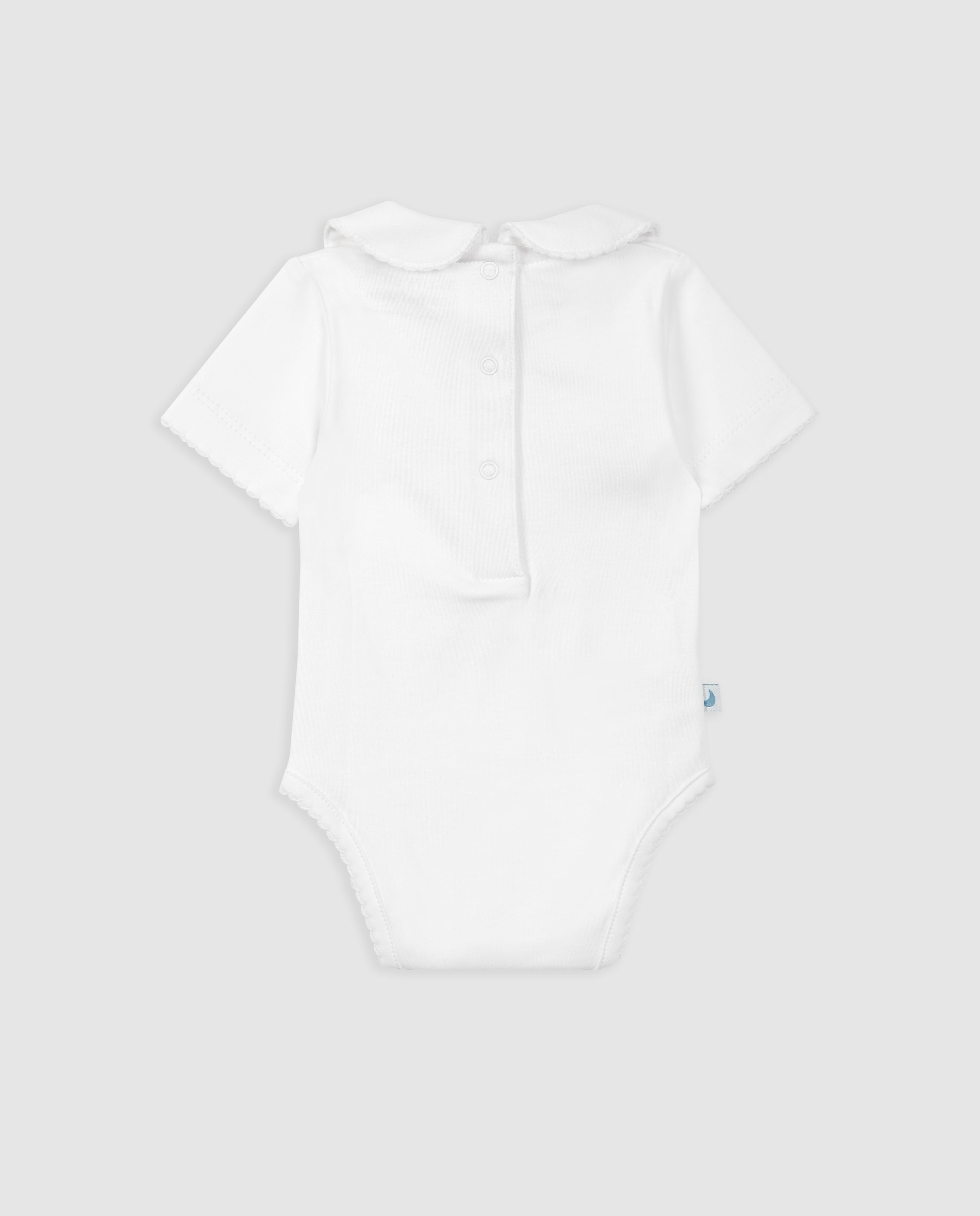 White Body with Short Sleeves