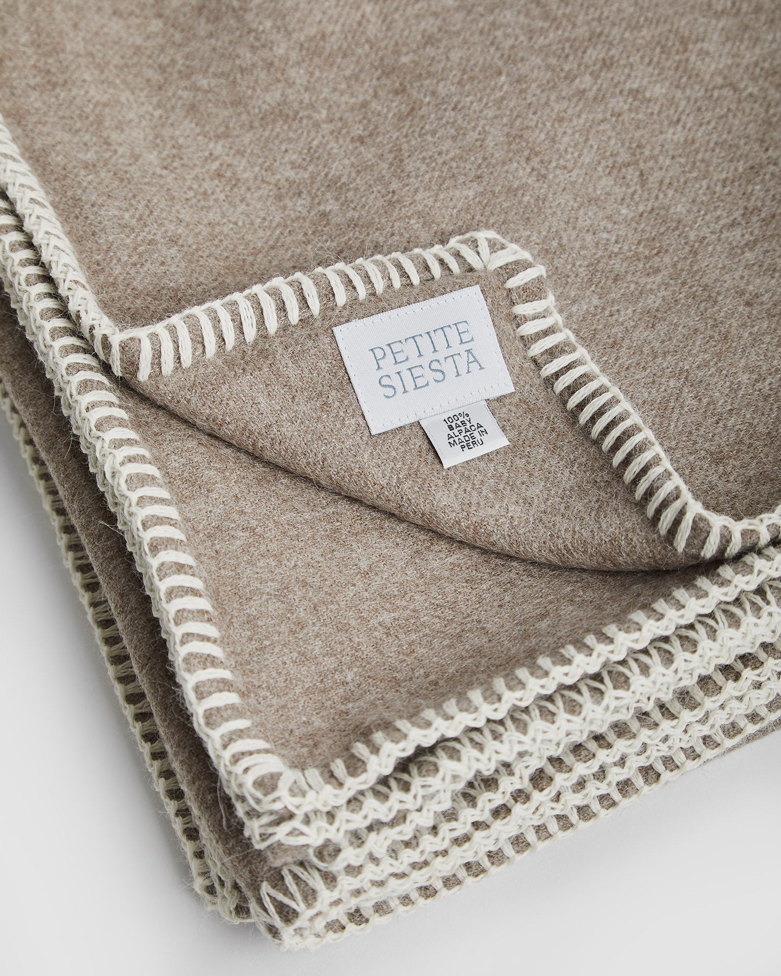 Couverture en bébé alpaga beige beige