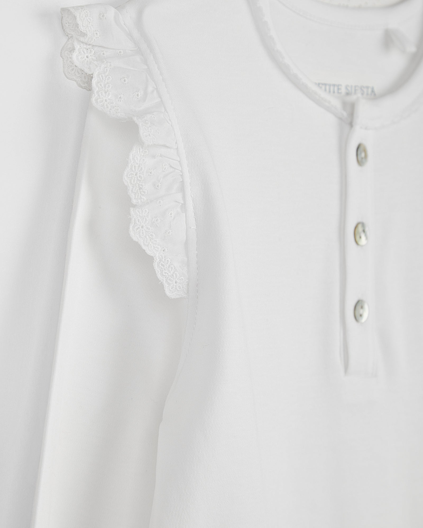 Pyjama enfant à volants et bande brodée