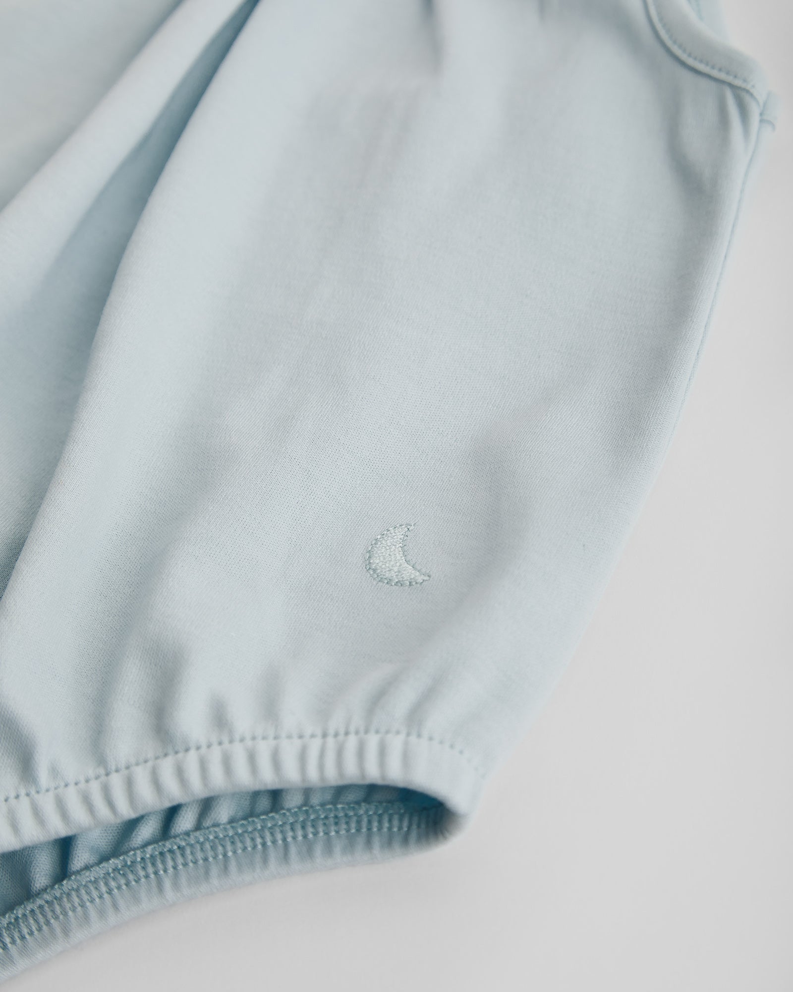 Grenouille bébé bleue au crochet