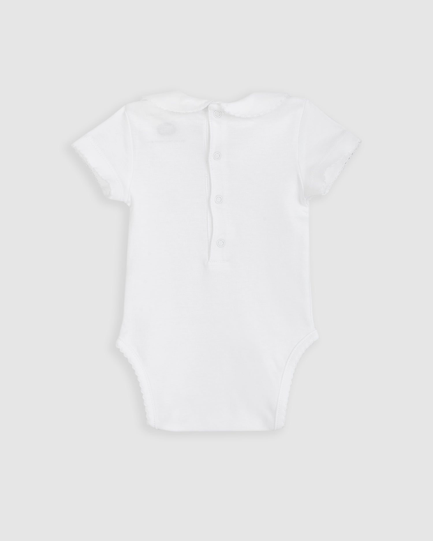 White Body with Short Sleeves