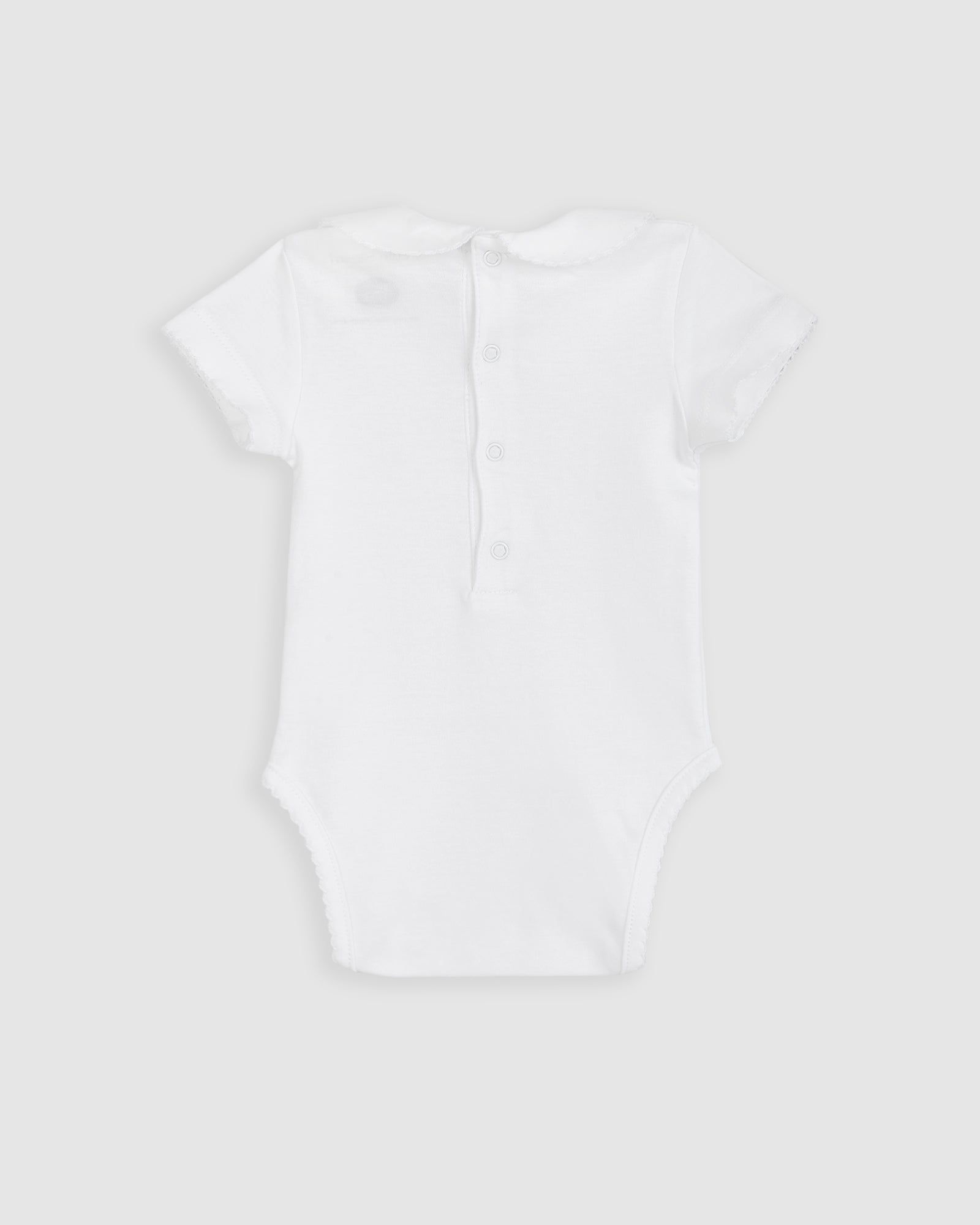 White Body with Short Sleeves