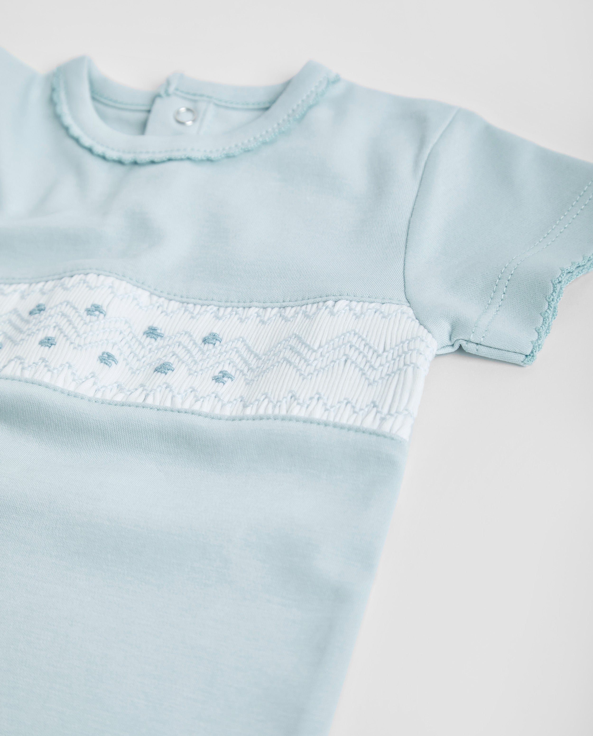 Pyjama bébé bleu court à smocks