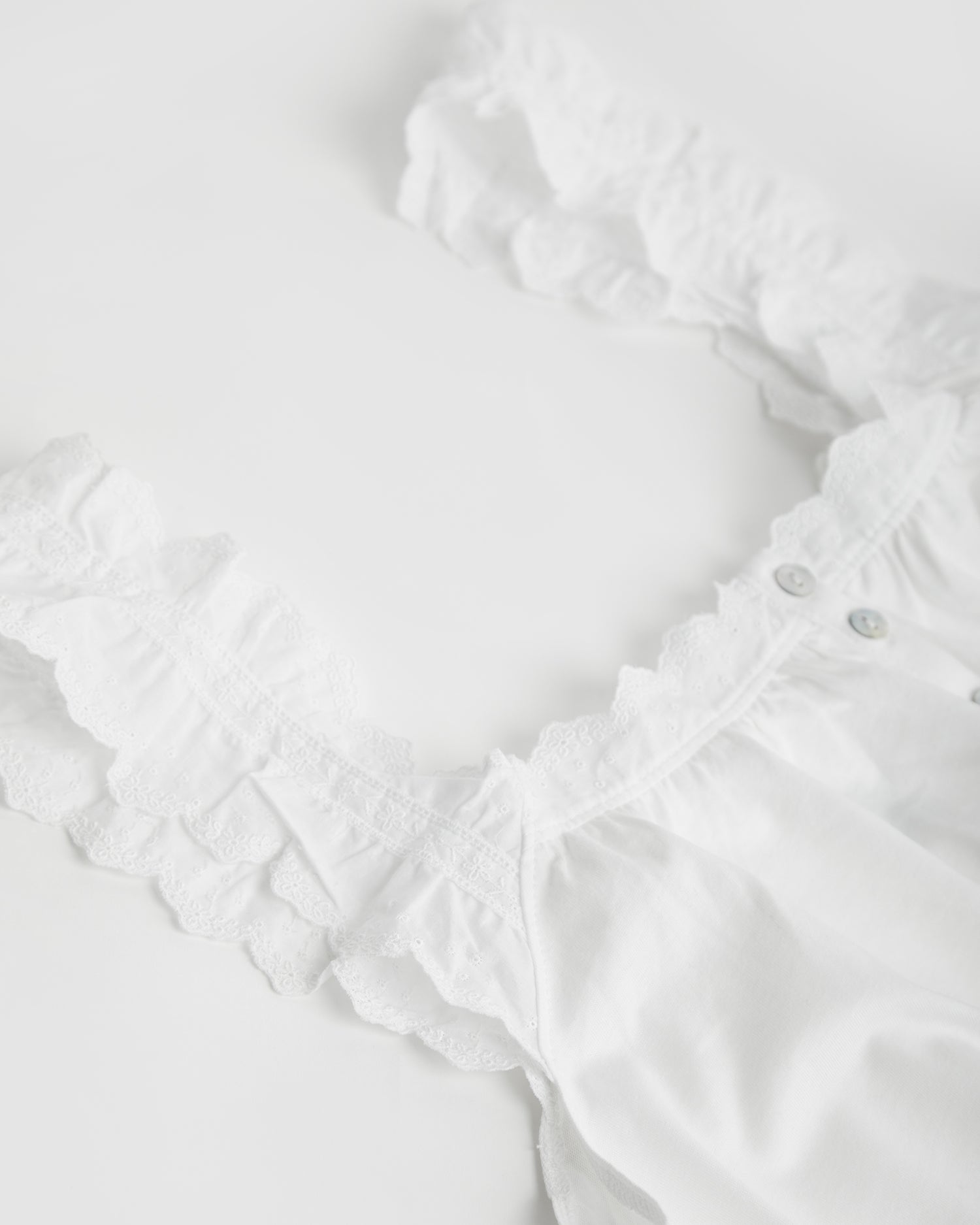 Pijama Mujer Tira Bordada Blanco