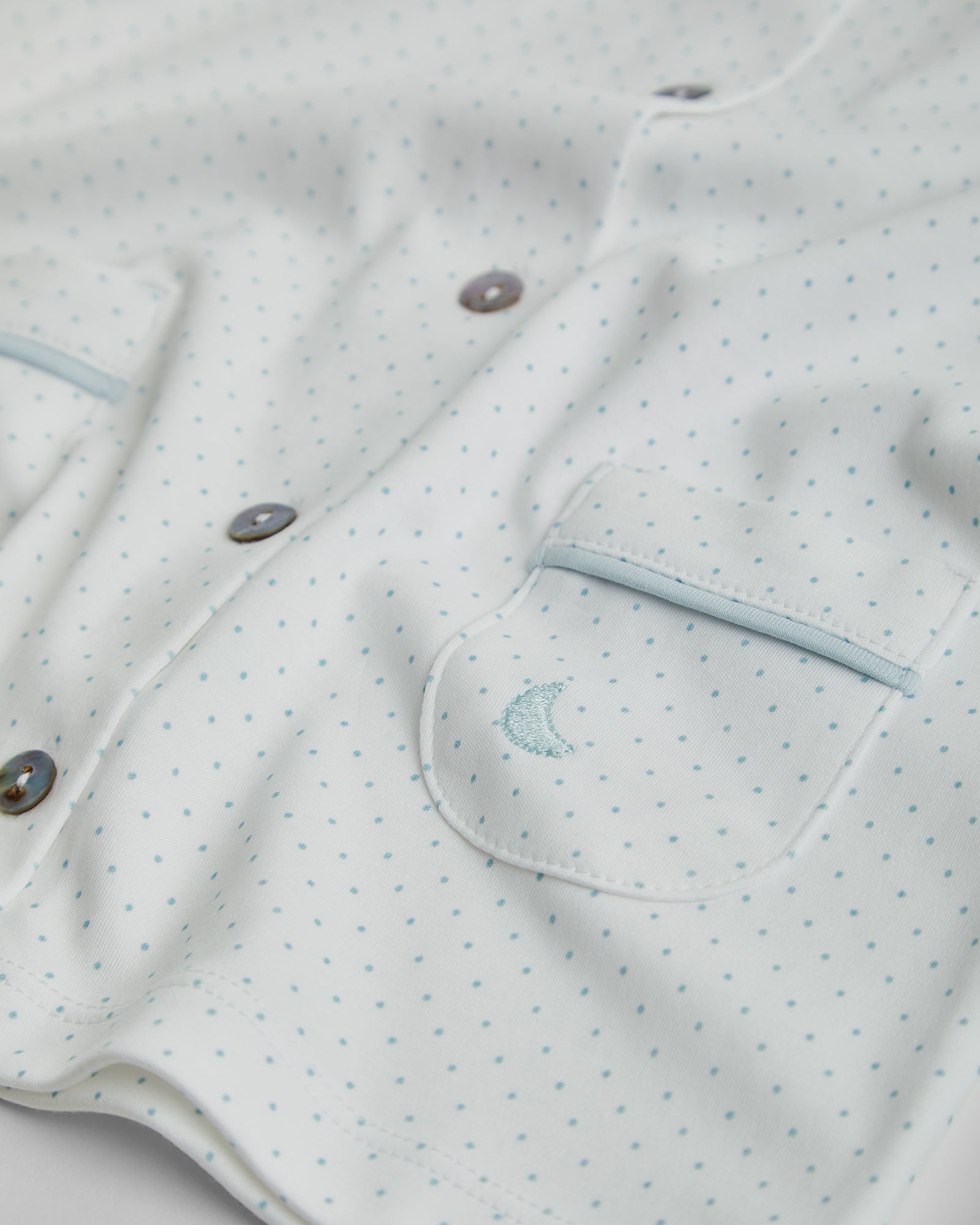 Pyjama chemise à pois bleus pour enfants