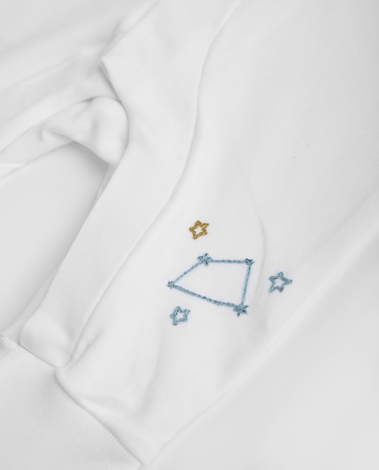 Pijama Bebé Orion Bordados