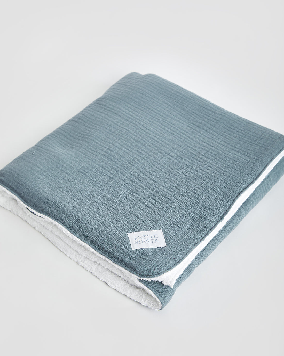 Cape de bain bleu profond